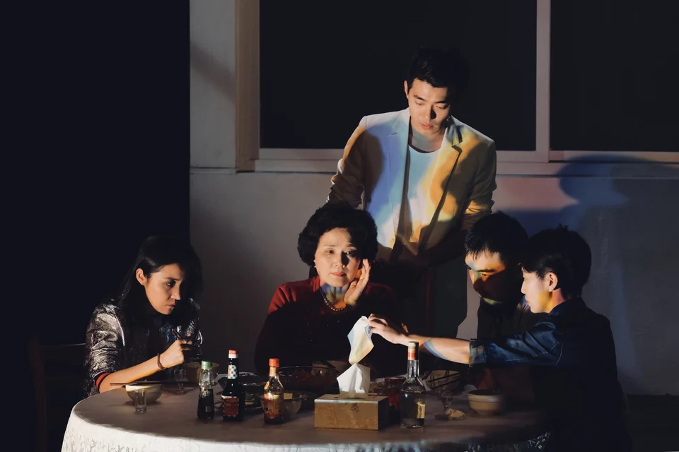 It's Only the End of the World — production photograph